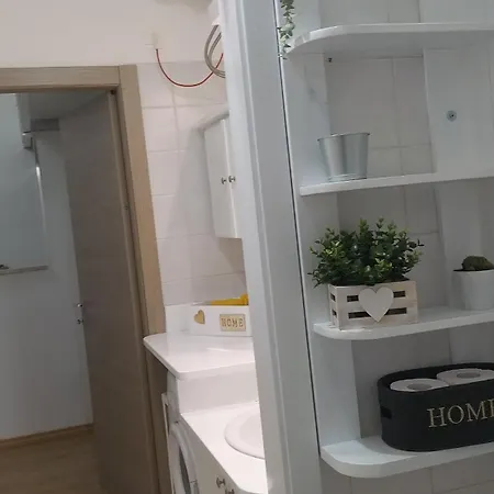 Διαμέρισμα Caracalla House *